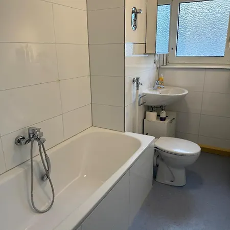 Monteur- Und Landau - Suedliche Weinstrasse Apartment *