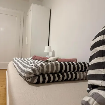 Monteur- Und Landau - Suedliche Weinstrasse Apartmán *