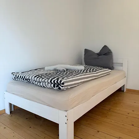 Monteur- Und Landau - Suedliche Weinstrasse Apartment
