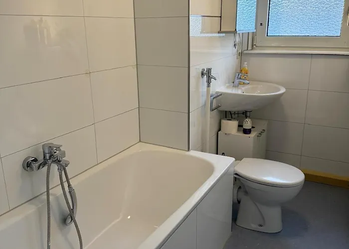 Monteur- Und Landau - Suedliche Weinstrasse 公寓 *