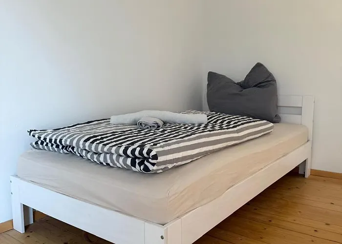 Monteur- Und Landau - Suedliche Weinstrasse 公寓